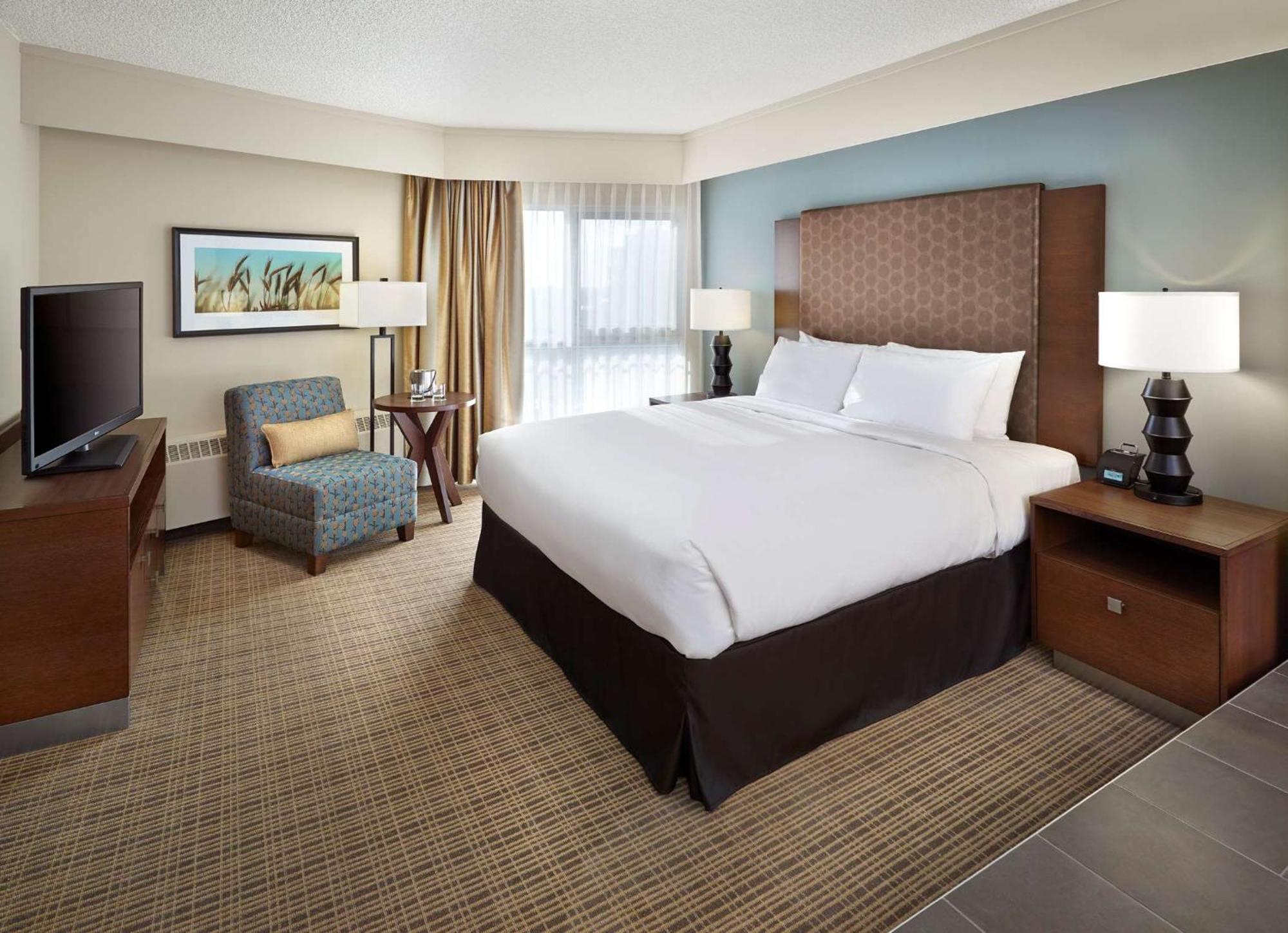 Doubletree By Hilton Hotel & Conference Centre Regina Exterior foto