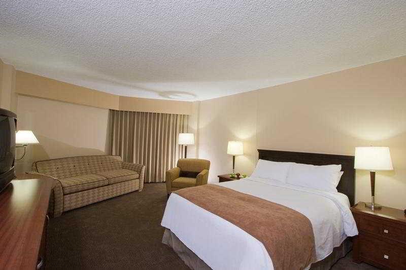 Doubletree By Hilton Hotel & Conference Centre Regina Habitación foto