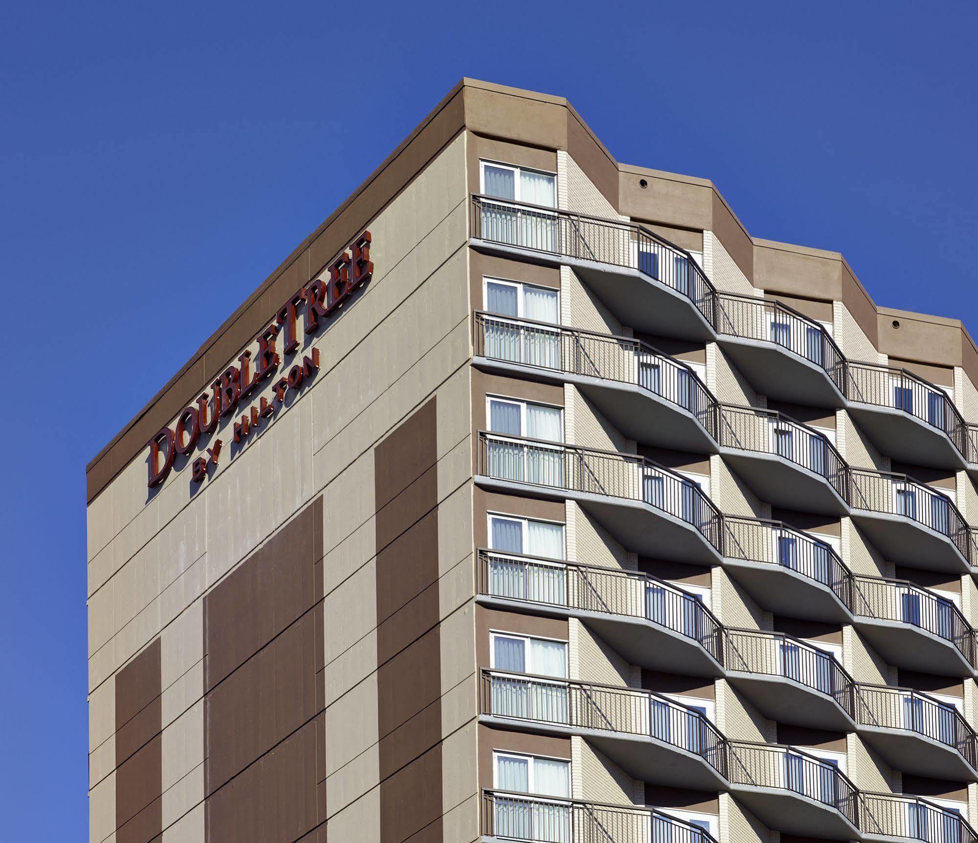 Doubletree By Hilton Hotel & Conference Centre Regina Exterior foto